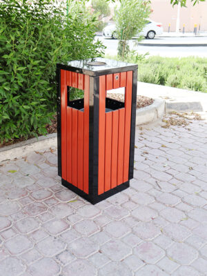 Outdoor waste bin rectangular